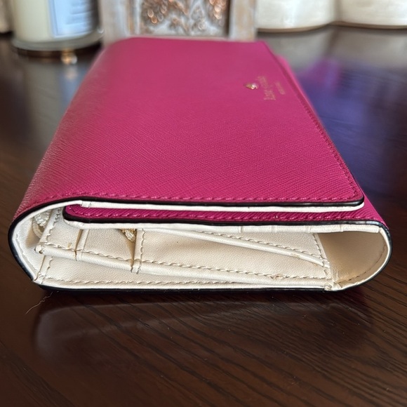 NWOT Kate Spade Cedar Street Carmilla Bright Pink Saffiano Leather Wallet - Picture 4 of 10